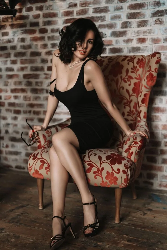 Leah - escort Sokolov